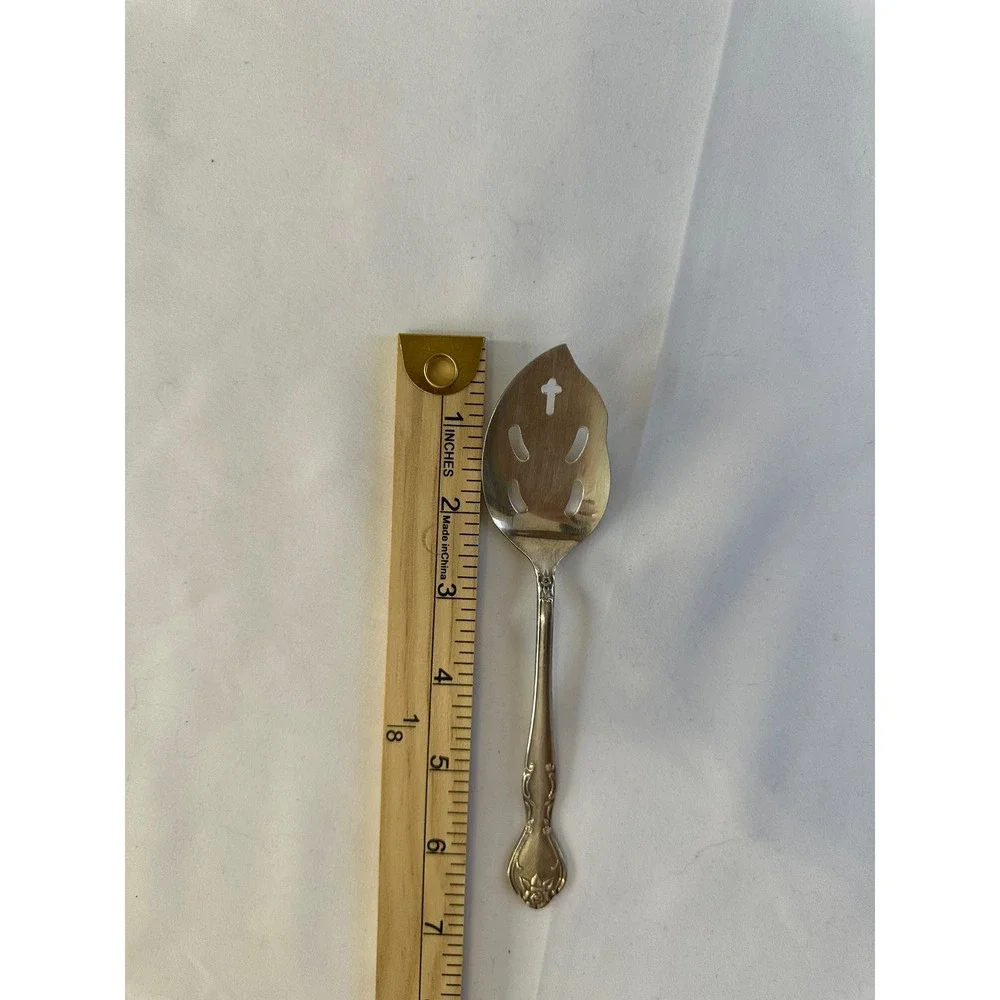 National Silverplate NORMA Japan Pierced Serving Spoon‎ Leaf Design
